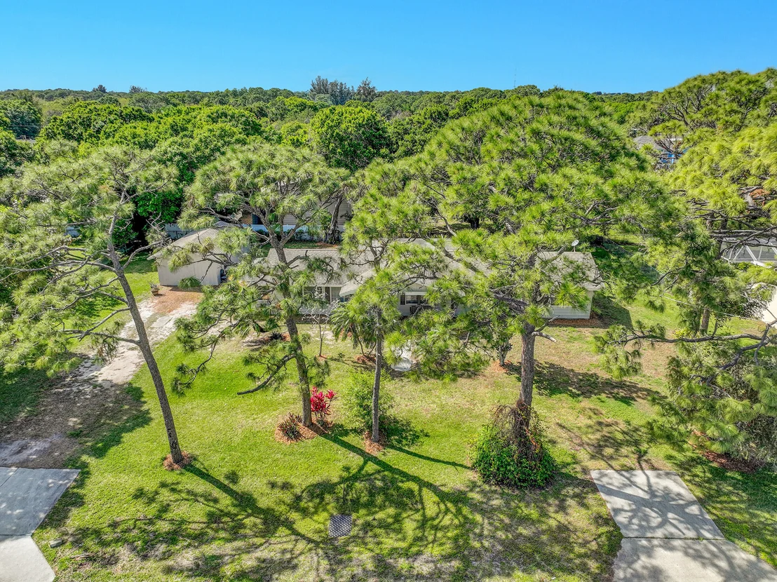 Photo of 5111 Palm Drive