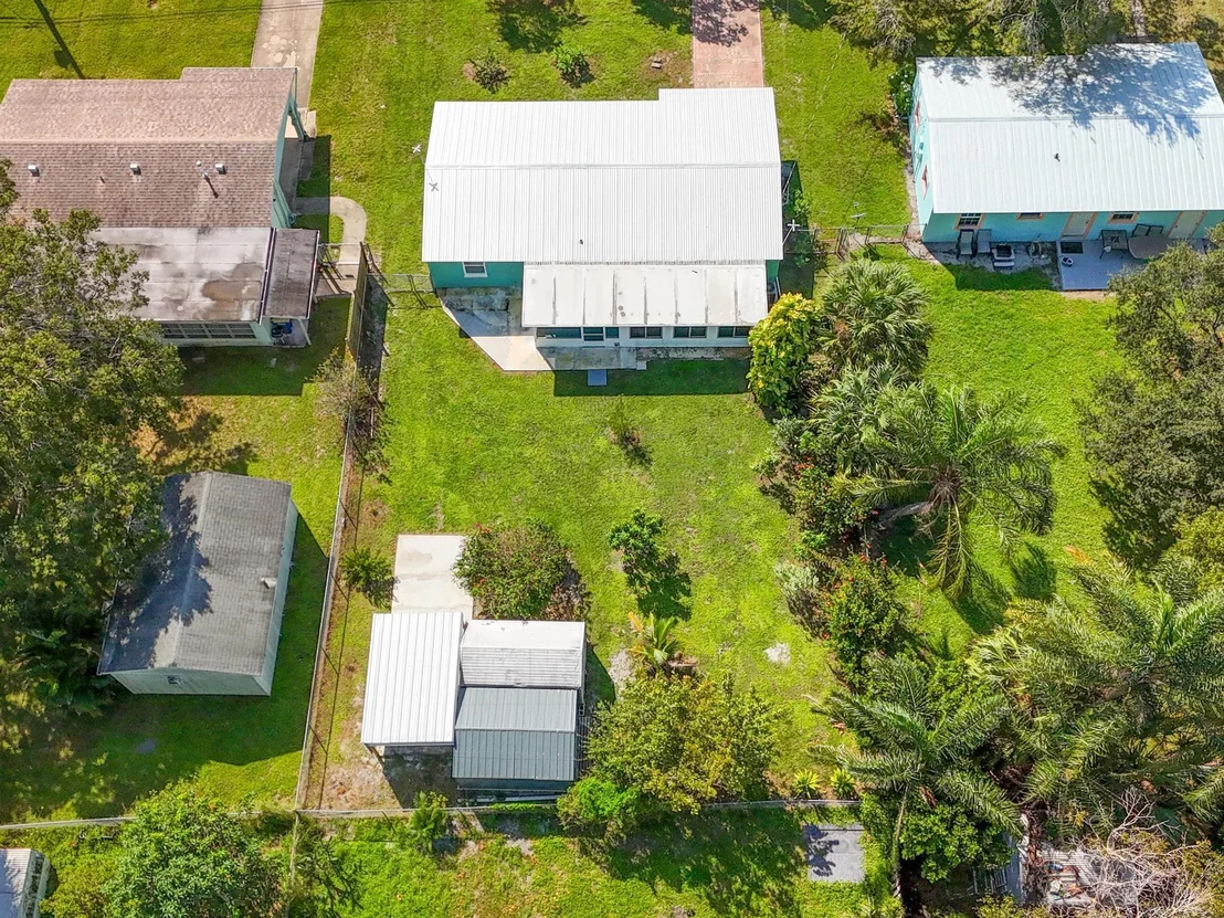 Photo of 708 El Rancho Drive