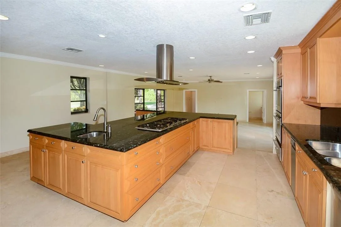 Photo of 7600 NW 84th Avenue