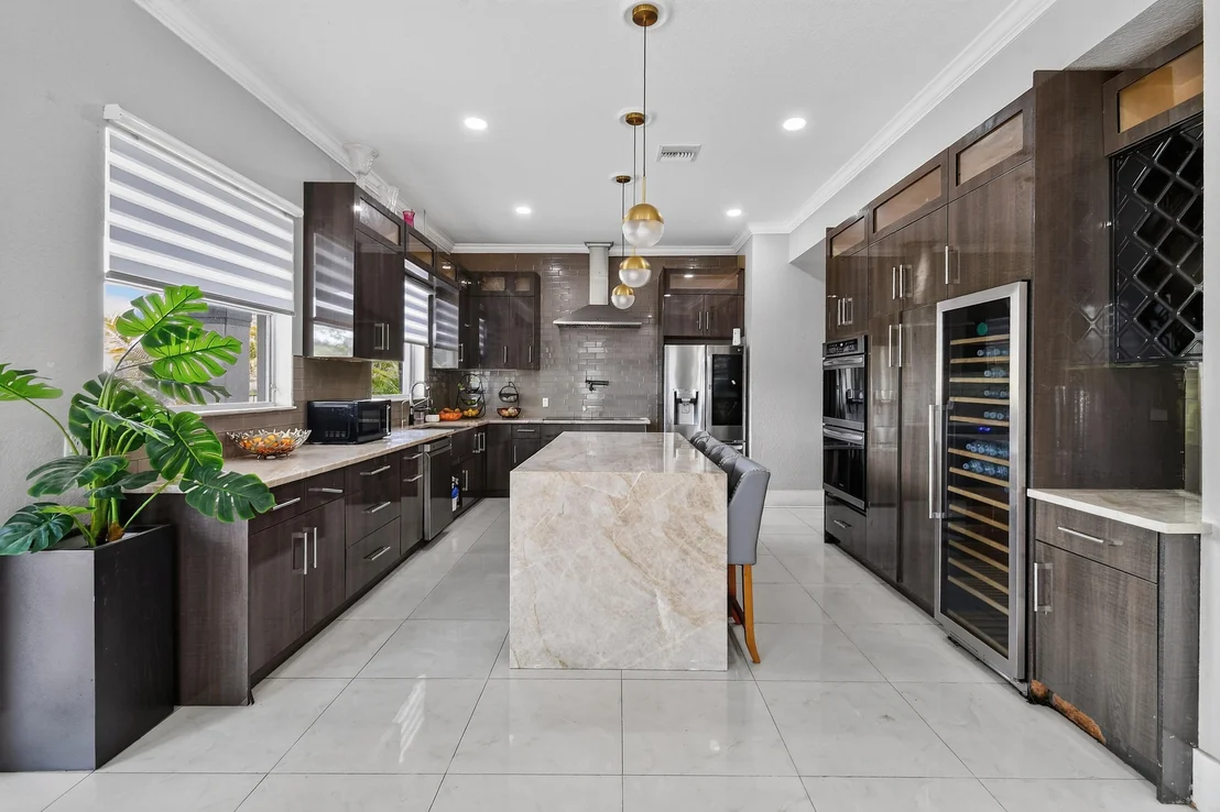 Photo of 700 Cresta Circle