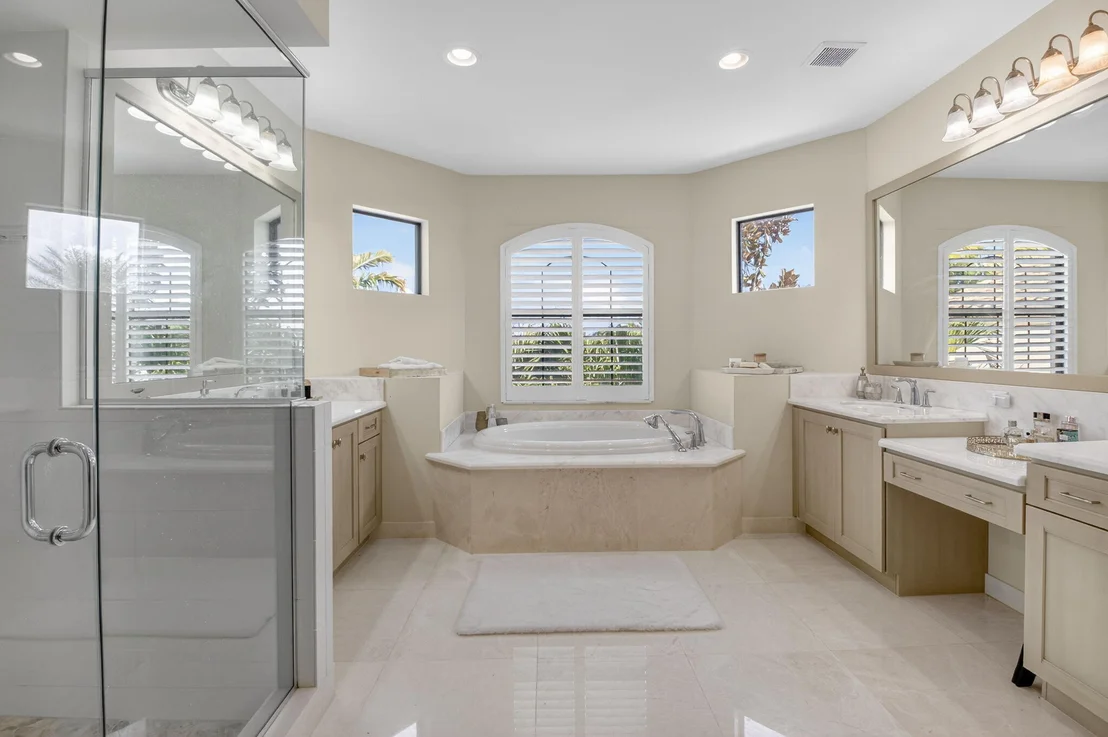 Photo of 16801 Pavilion Way