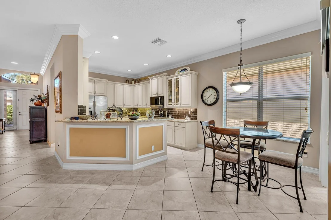 Photo of 9062 Meridian View Isle