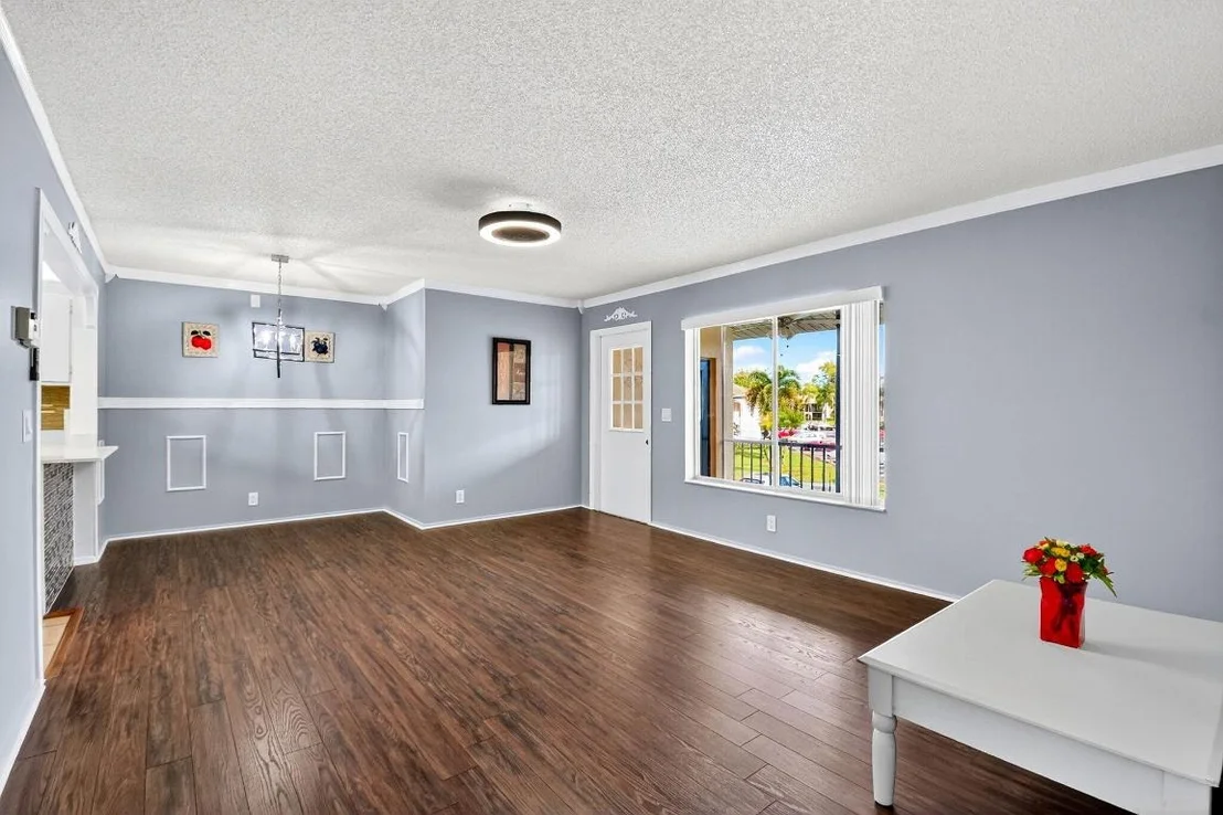 Photo of Unit A2 at 337 Knotty Pine Circle