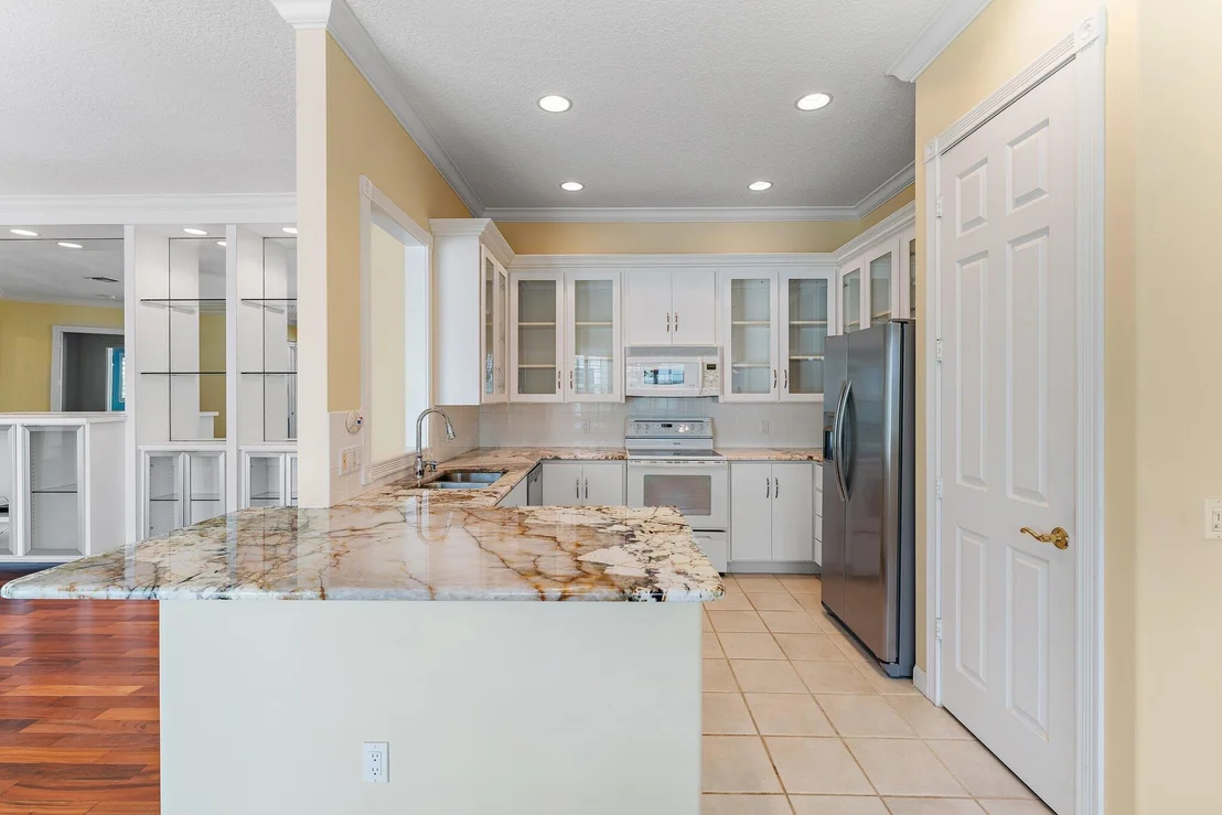 Photo of 215 New Haven Boulevard