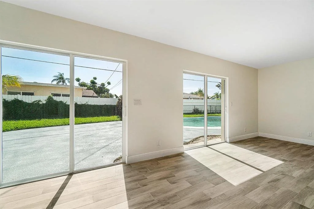 Photo of 667 Eagle Circle