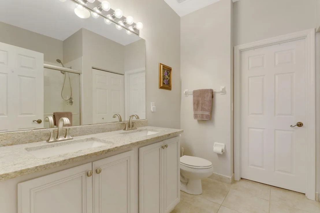 Photo of Unit H at 110 Lighthouse Circle