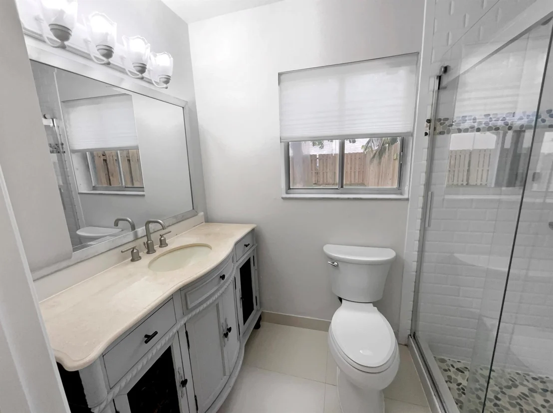 Photo of 9933 Robins Nest Road
