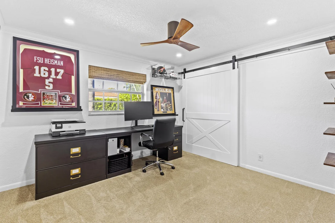 Photo of 3544 Lakeview Drive