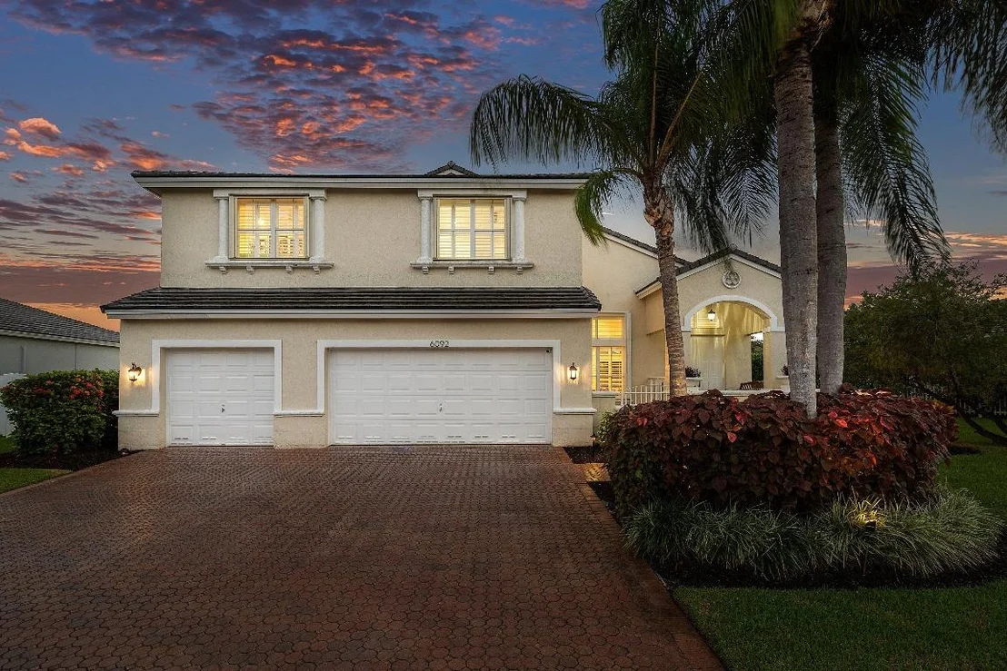Photo of 6092 Indian Forest Circle