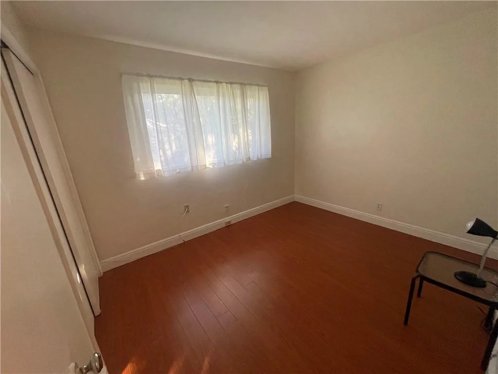 Photo of 809 NE 12th Avenue