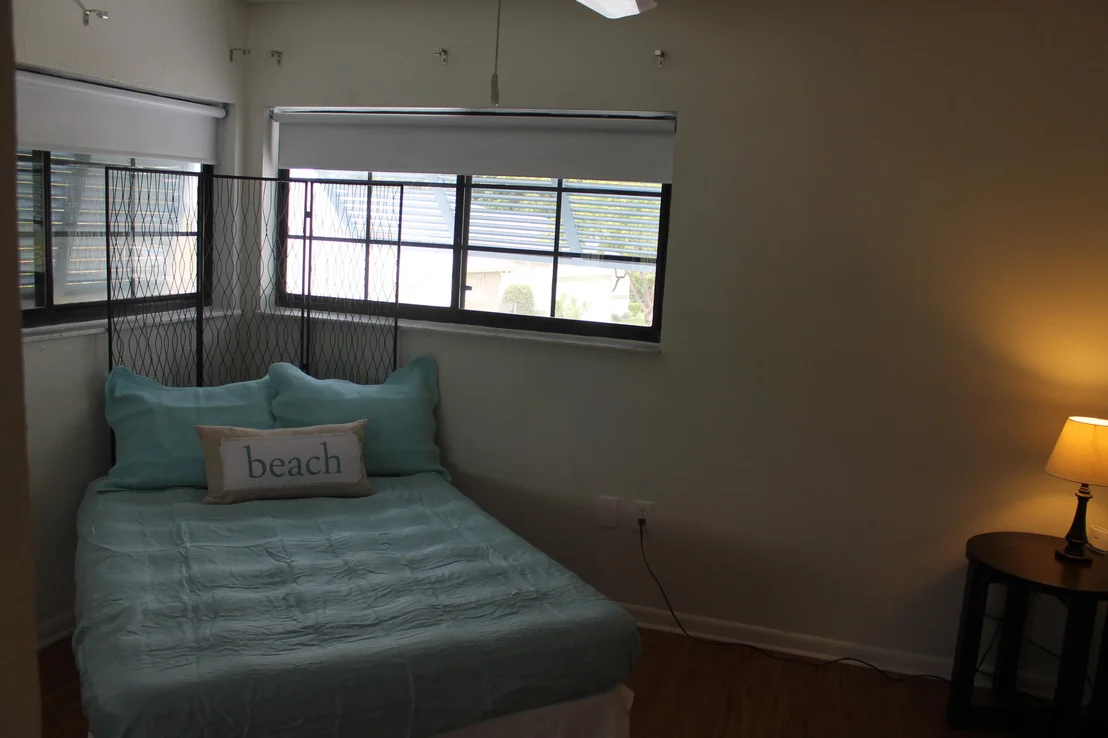 Photo of 945 NW Le Grace Circle