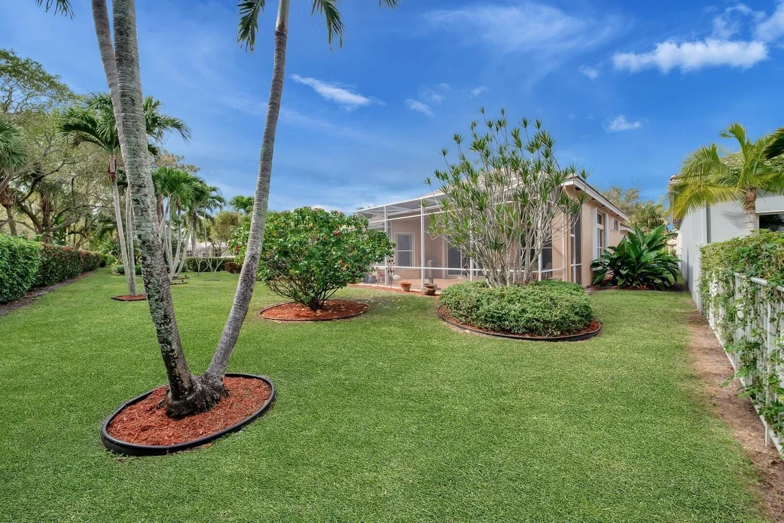 Photo of 7110 Veneto Drive