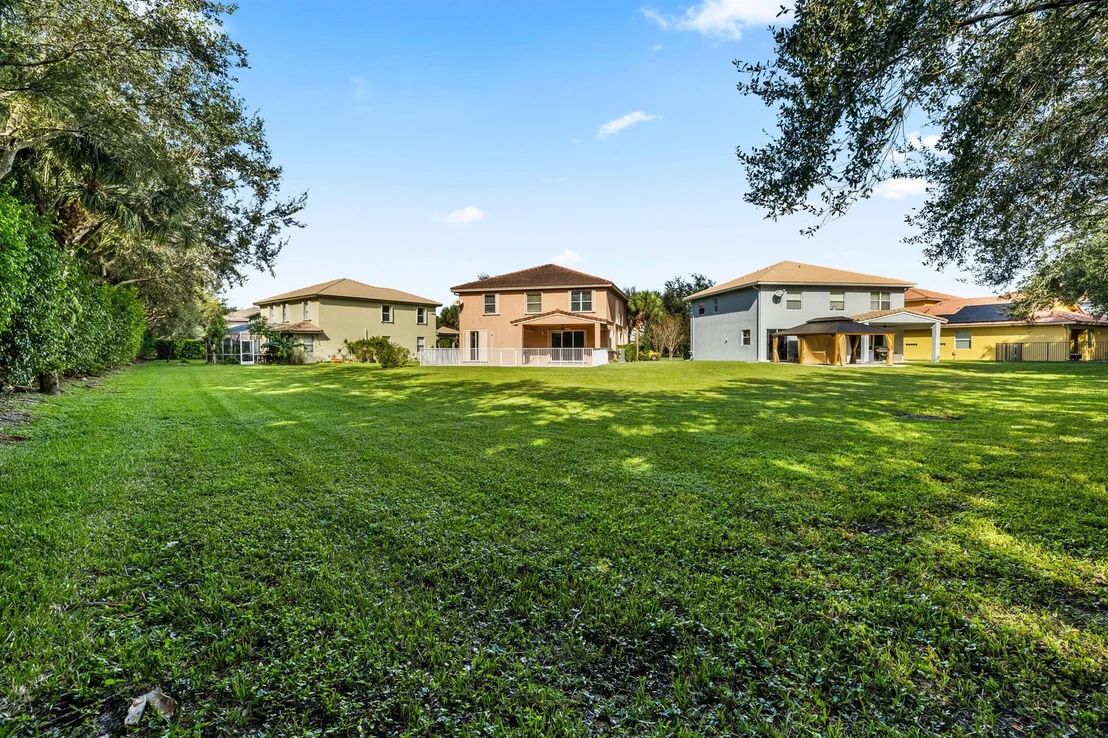 Photo of 9274 Silver Glen Way