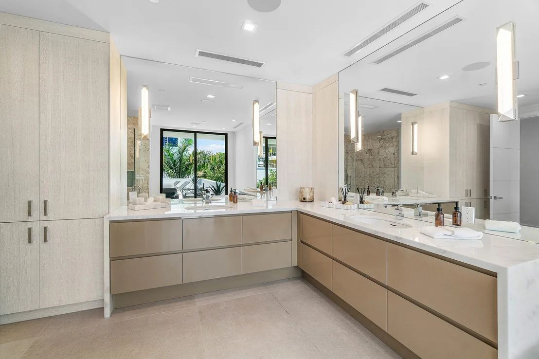 Photo of 810 Palm Trail