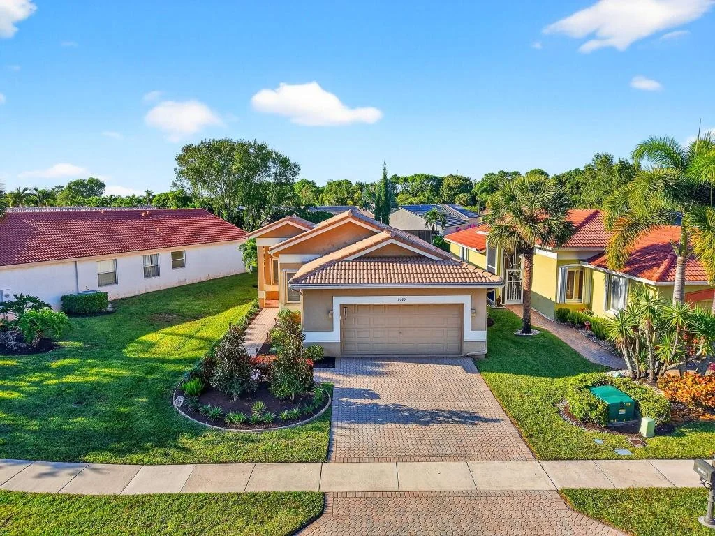 Photo of 8099 Bellafiore Way