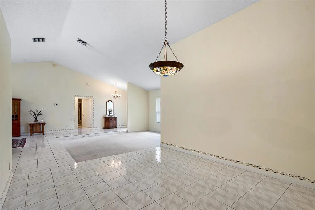 Photo of 9535 Sun Pointe Drive