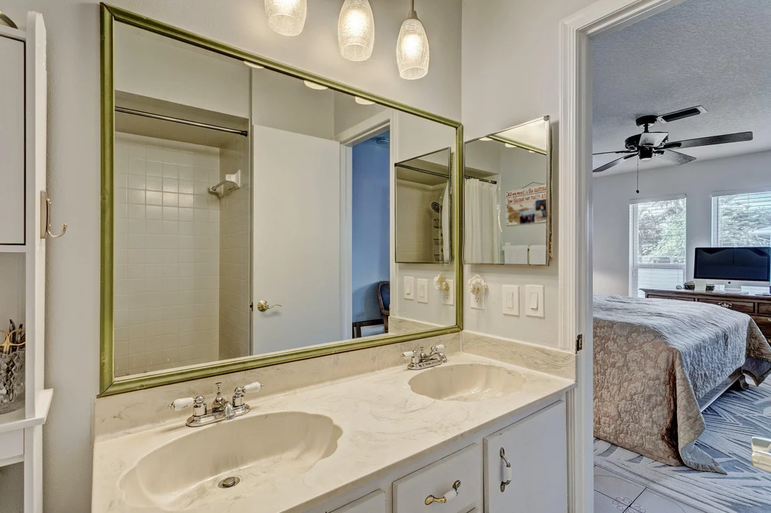 Photo of 430 Mars Way
