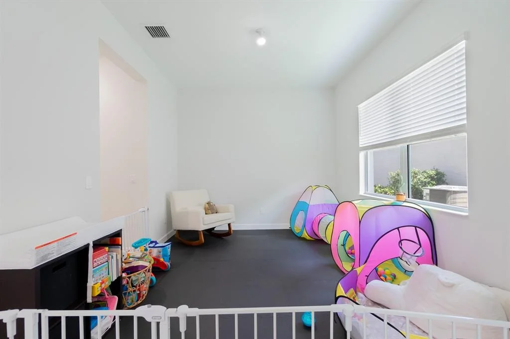 Photo of 15126 Goldfinch Circle