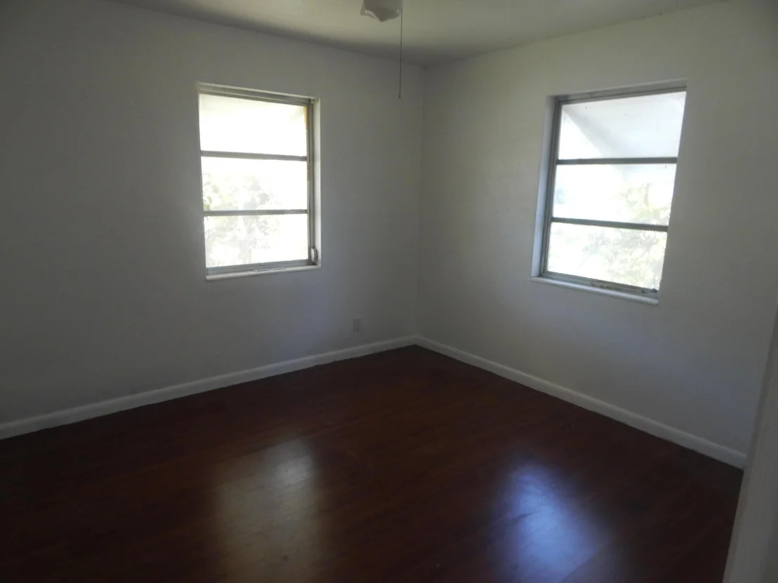 Photo of 802 Lytle Street