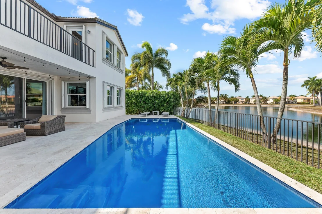 Photo of 9724 Phipps Lane
