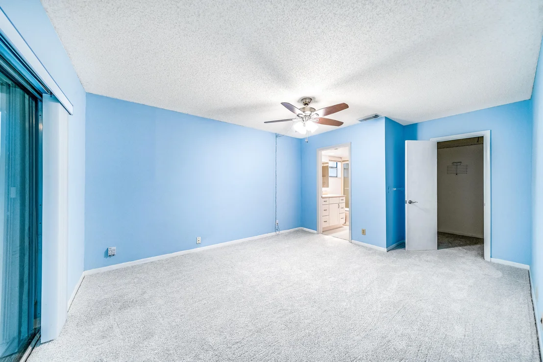 Photo of 501 Oak Terrace