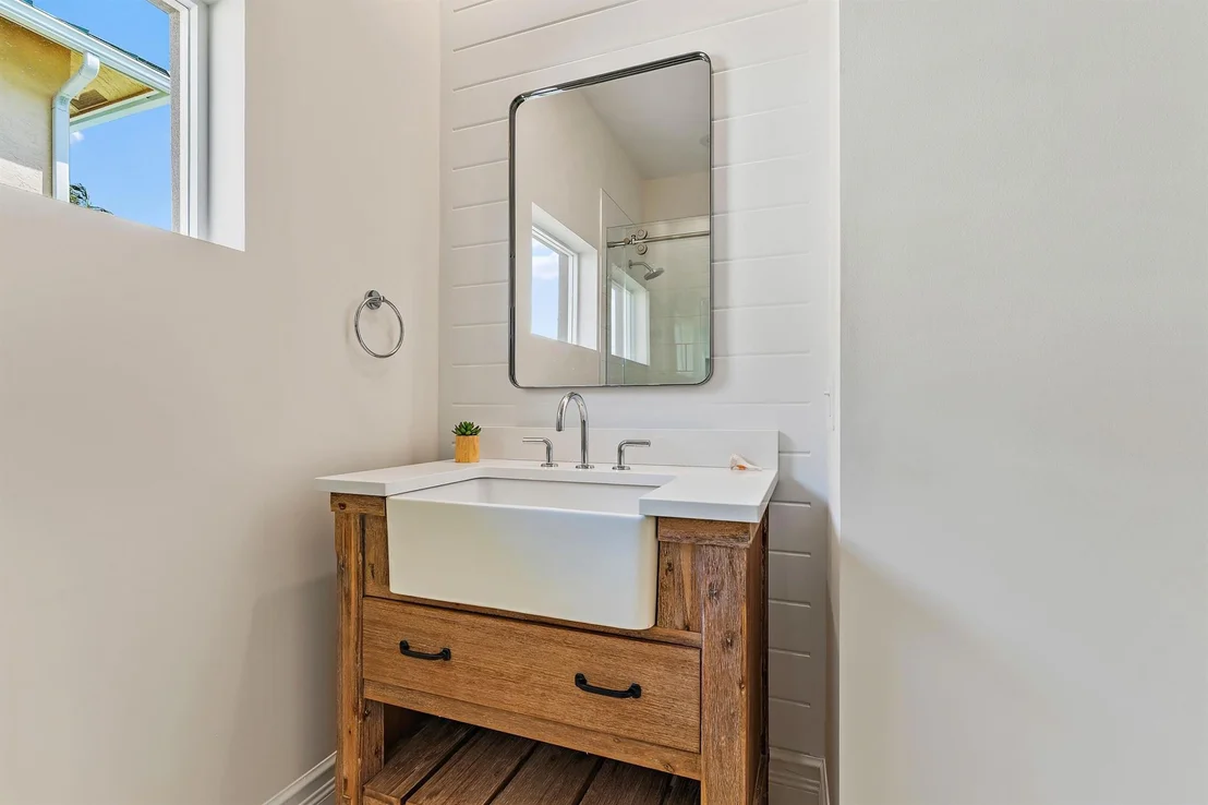 Photo of 28 Coconut Lane