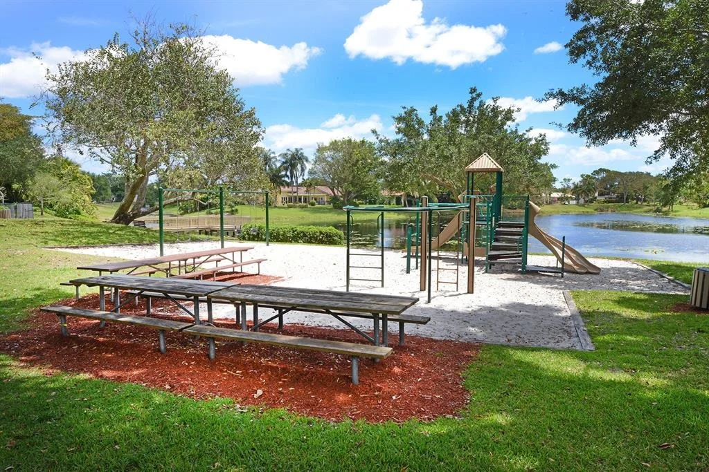 Photo of 2802 NW Timbercreek Circle