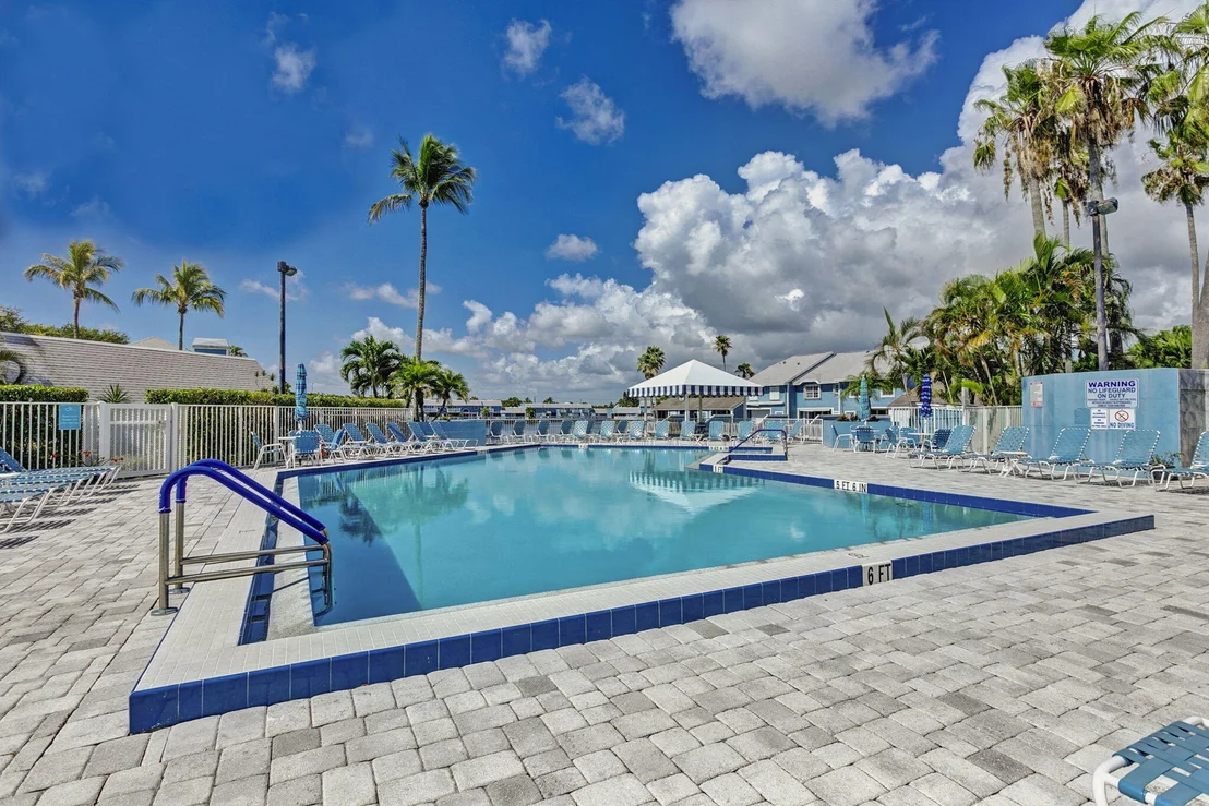 Photo of 1405 Ocean Dunes Circle