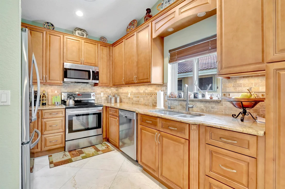 Photo of 8361 Leeway Lane