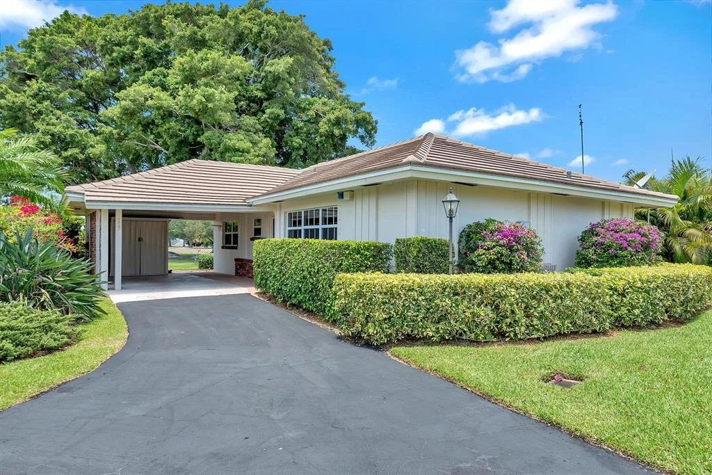 Photo of 117 Villa Circle