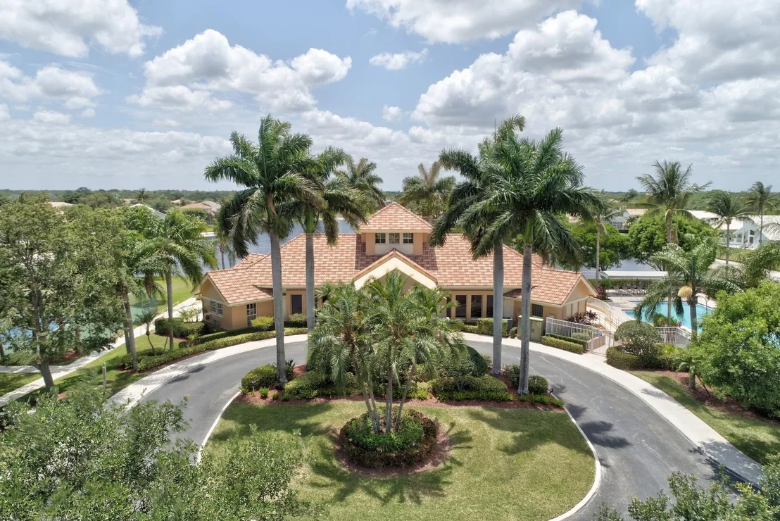 Photo of 426 Oriole Circle