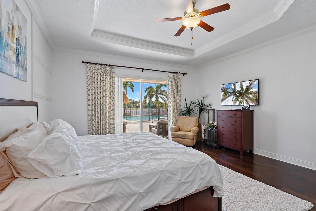 Photo of 112 Manor Circle