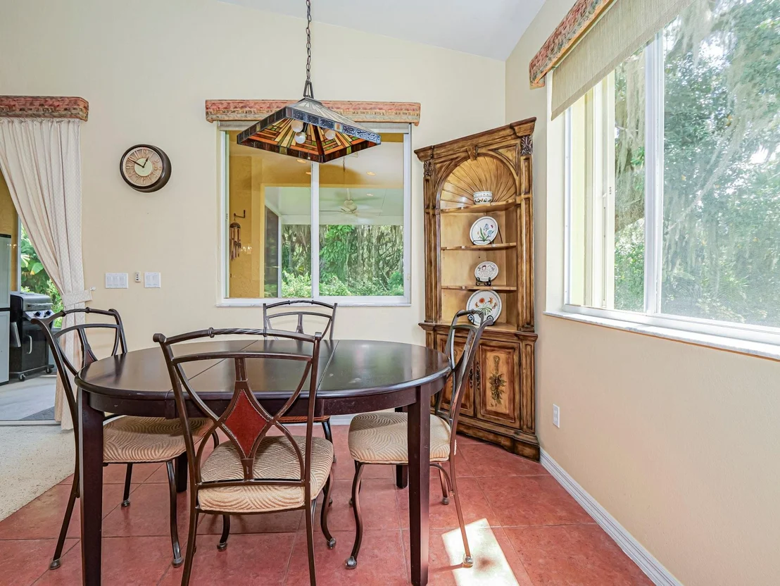 Photo of 6215 Thames Place