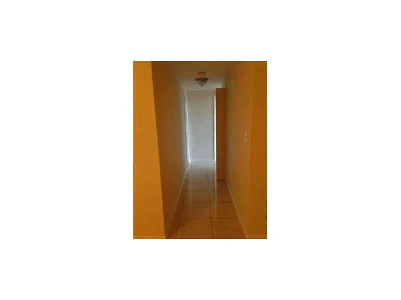 Photo of Unit 100B at 4400 Hillcrest Drive