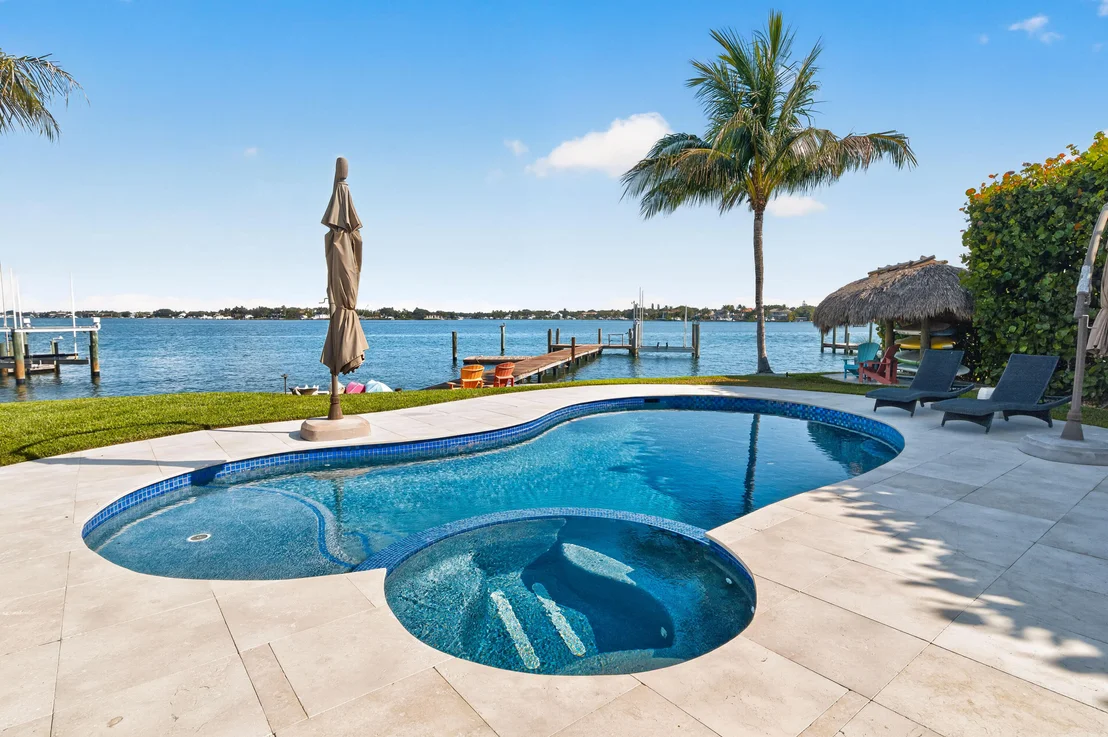 Photo of 954 Dolphin Court
