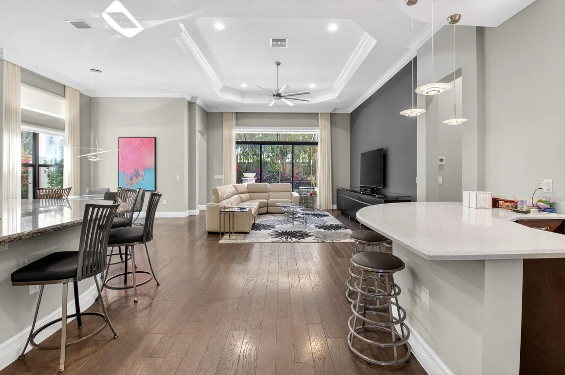 Photo of 16921 Pavilion Way