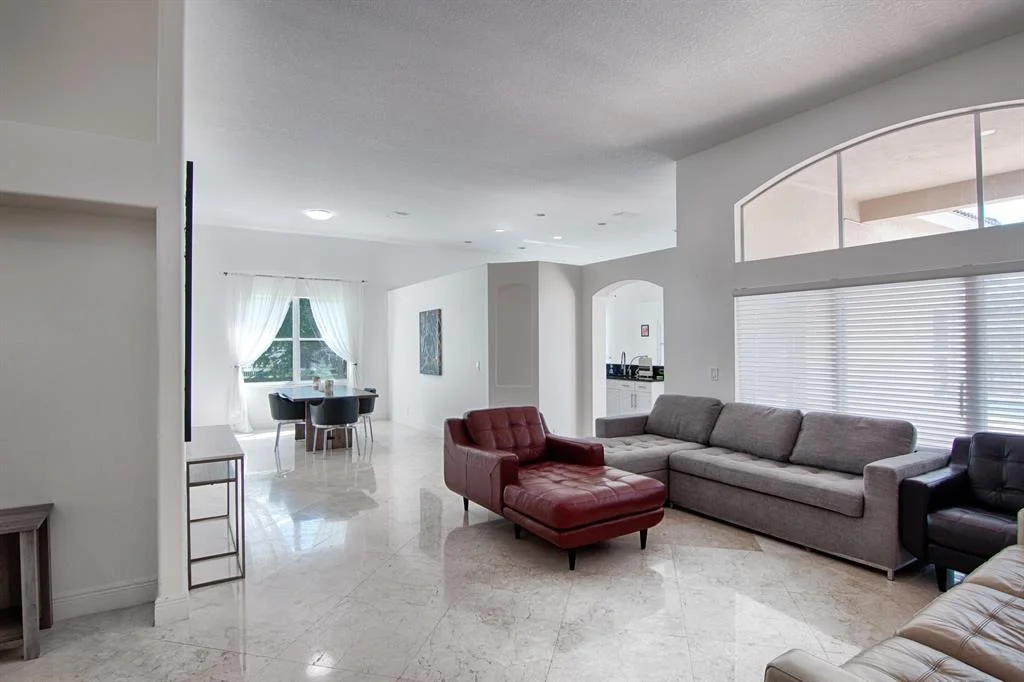 Photo of 6032 Indian Forest Circle