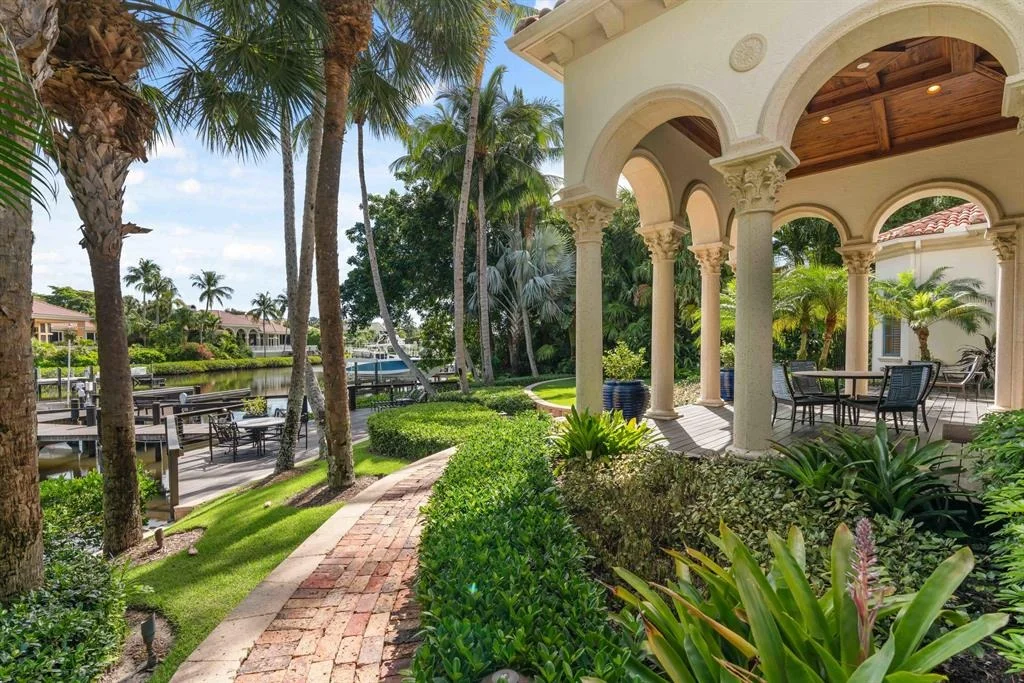 Photo of 406 Mariner Drive