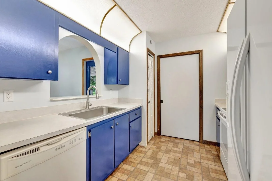 Photo of 5404 Sunset Boulevard