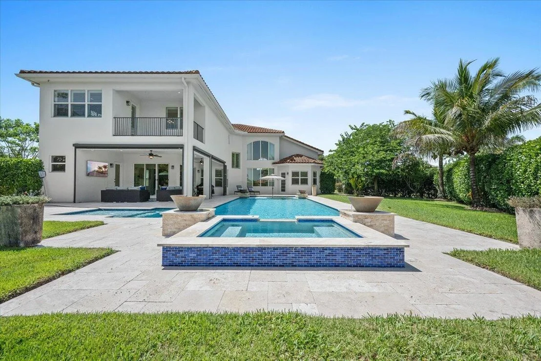 Photo of 11091 Rockledge View Drive