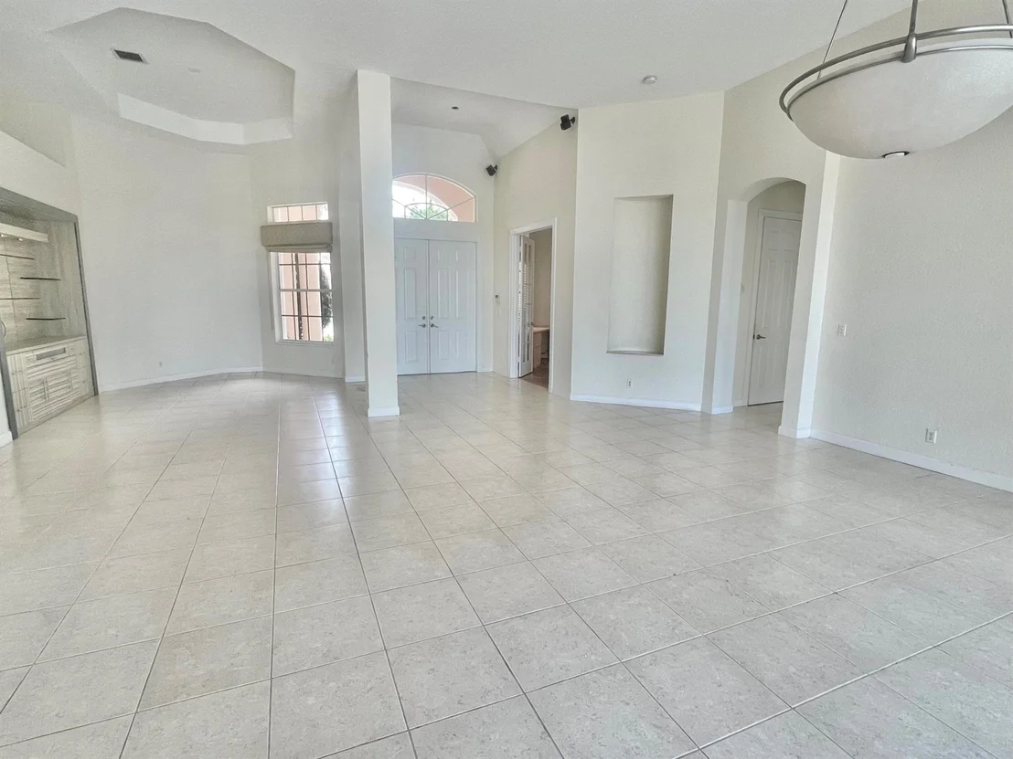 Photo of 8180 Muirhead Circle