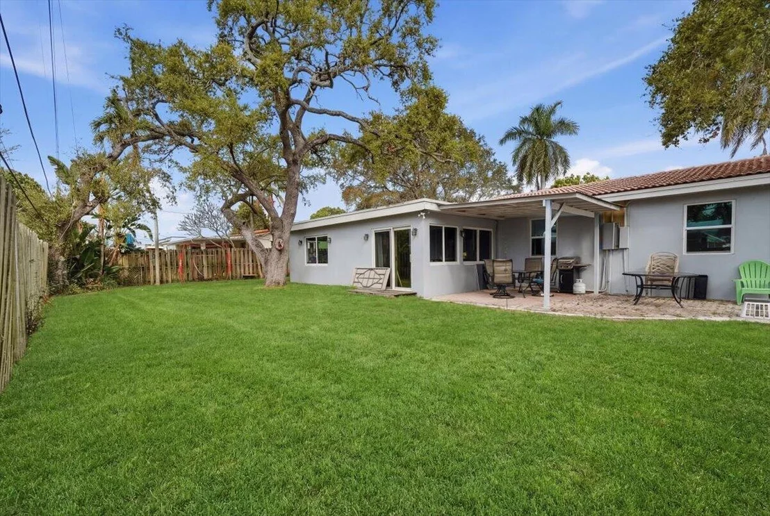 Photo of 330 SE 6th Street