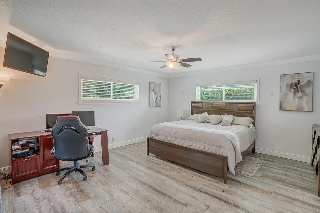 Photo of 4215 Gleneagles Drive