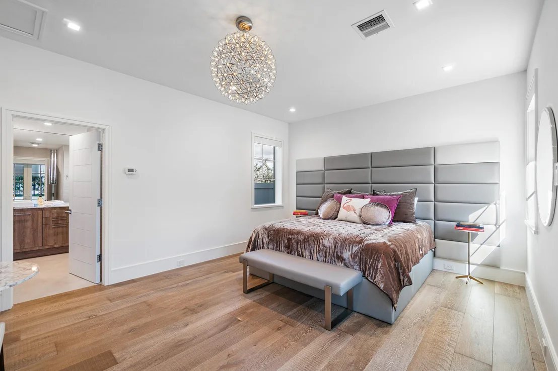 Photo of 3565 N Ocean Boulevard