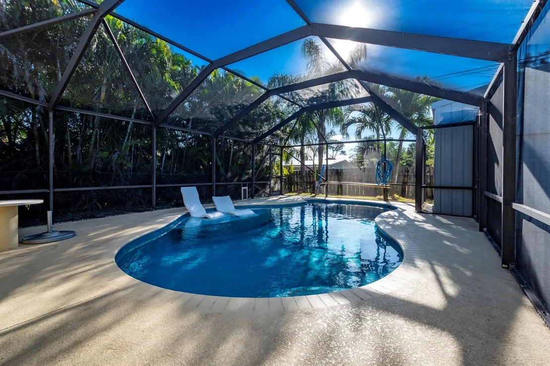 Photo of 3108 SE Iris Street