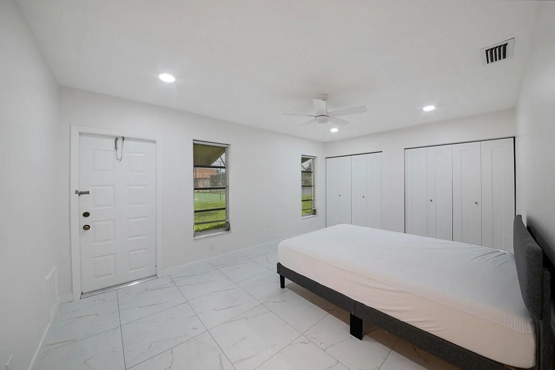 Photo of Unit D at 5220 Nesting Way