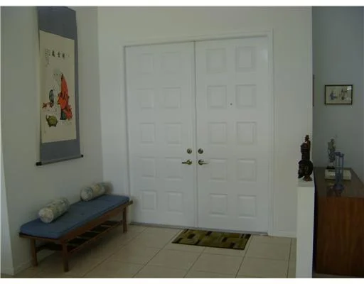 Photo of 6834 Treves