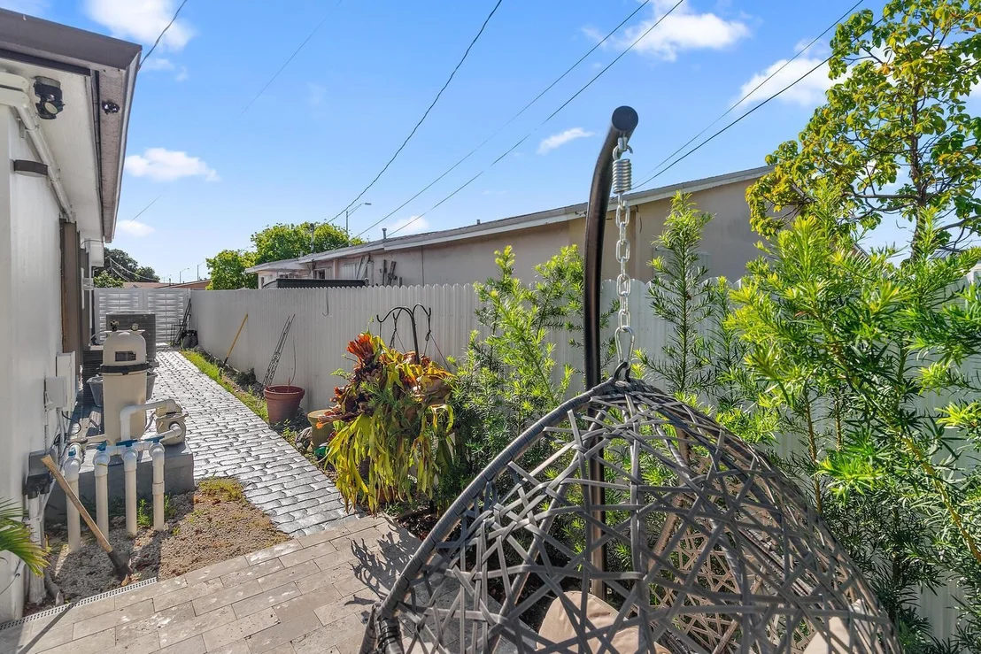 Photo of 3424 W 14th Avenue