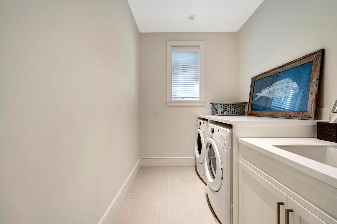Photo of 195 Ocean Way