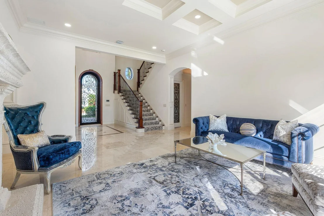 Photo of 384 Royal Palm Way